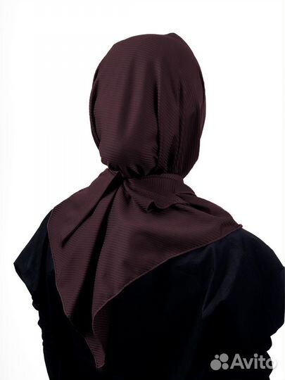 Хиджаб на кнопках