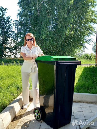 Контейнер для отходов выкатной 240л