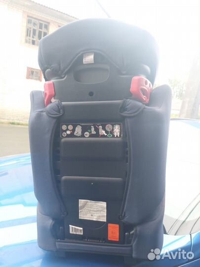 Автомобильное детское кресло с isofix