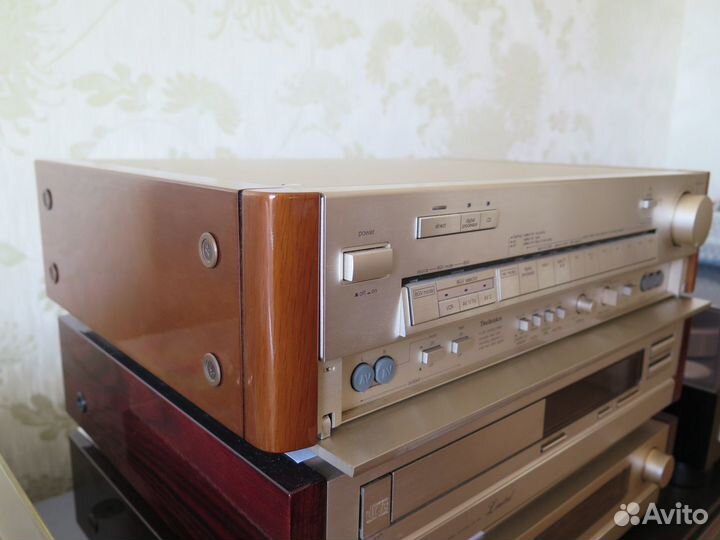 Предварительный усилитель Technics SU-C5000