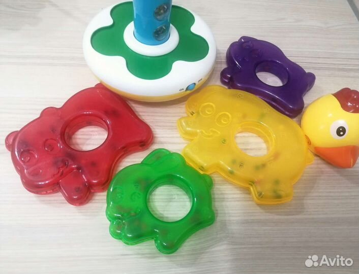 Пирамидка - неваляшка музыкальная