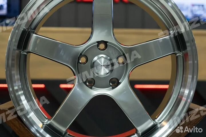 Литой диск advan R18 5x114.3 sv