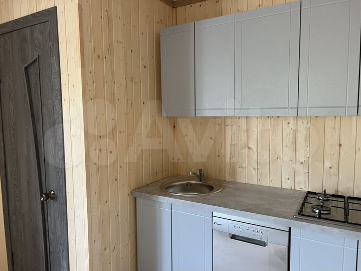 Дом 102 м² на участке 8 сот.