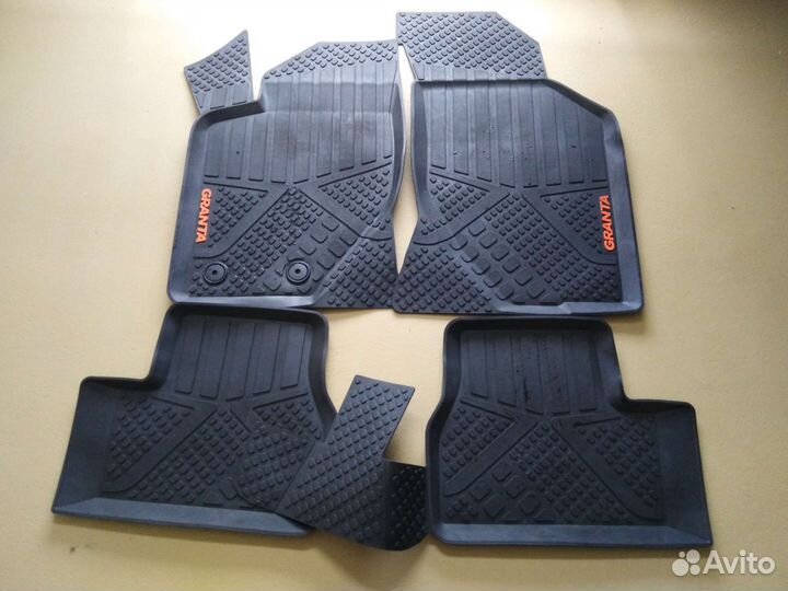 Ковры в салон автомобиля Гранта