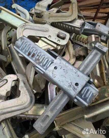 Замок для опалубки б/у