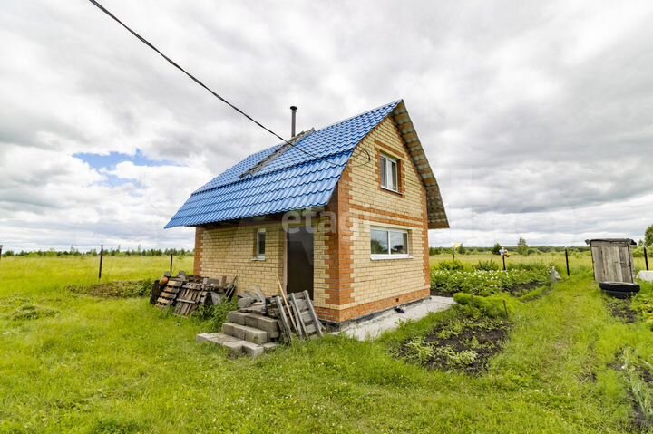 Дом 30 м² на участке 15 сот.