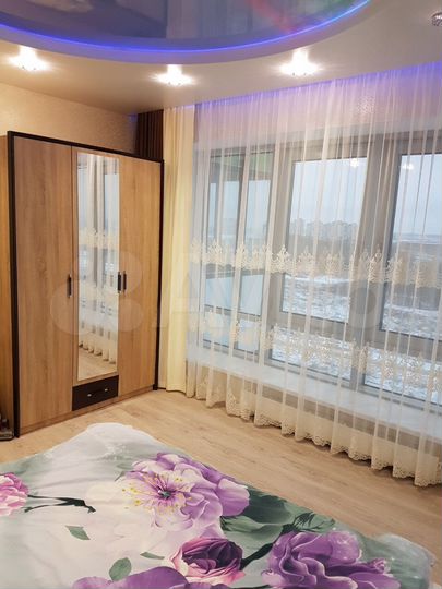 2-к. квартира, 57,4 м², 16/17 эт.