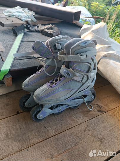 Роликовые коньки