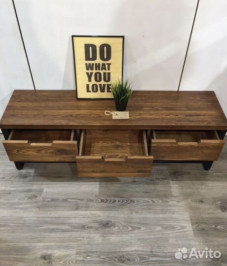 Тумба под телевизор