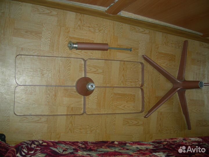 Подставка под телевизор