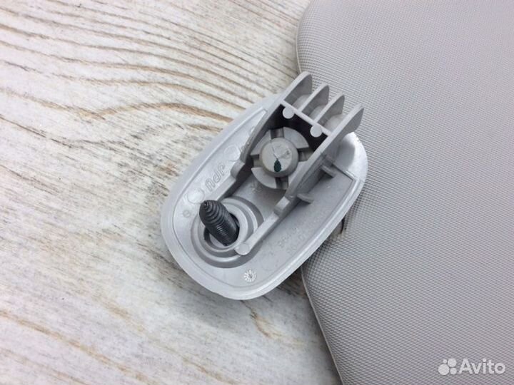 Козырек солнцезащитный (внутри) левый Renault