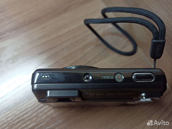 Sony cyber shot dsc-w300