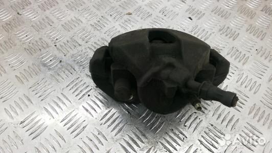 Суппорт тормозной передний правый volvo S40 II MS