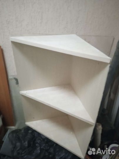 Полка настенная угловая