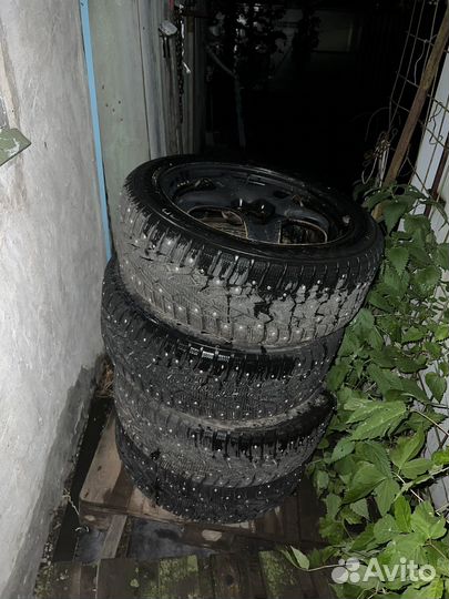 Колеса в сборе Nokian Hakkapeliitta 7 215/50 R17