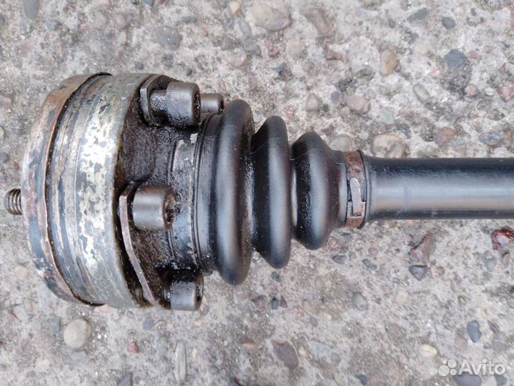 Полуось бмв 5 е34 задняя