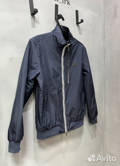 Мужская куртка Tom Ford: модный выбор 46-54