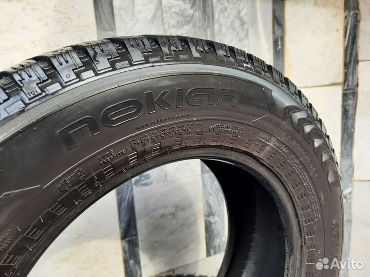 Nokian Tyres Hakkapeliitta 5 235/65 R17 108T