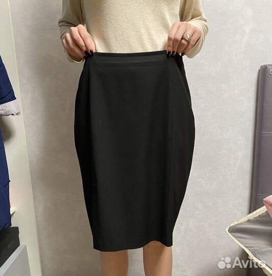 Юбка прямая строгая