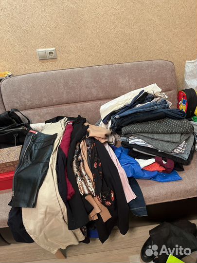 Шорты, блузки, кофты, купальники, платья