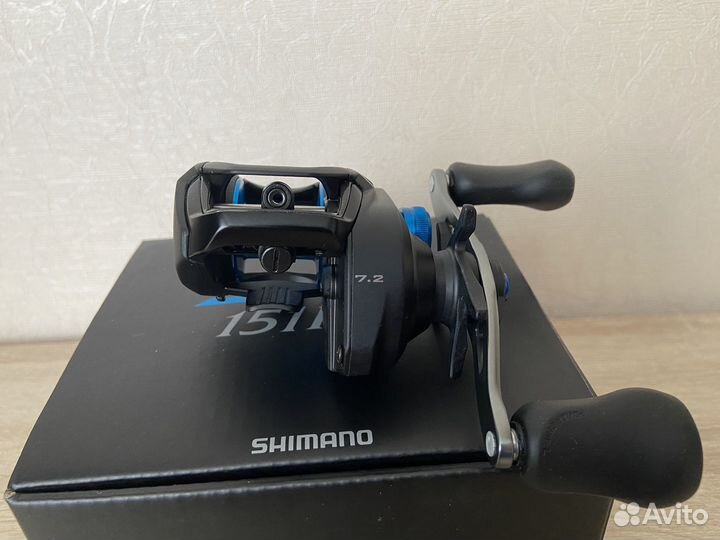 Мультипликаторная катушка shimano