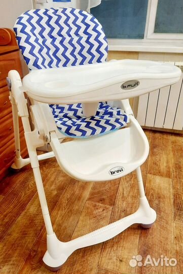 Стульчик для кормления 0+