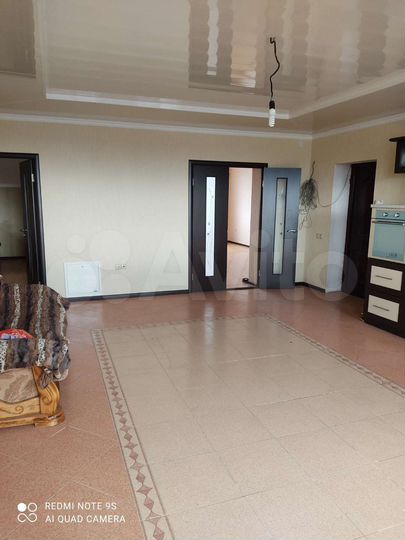 2-к. квартира, 112 м², 6/6 эт.