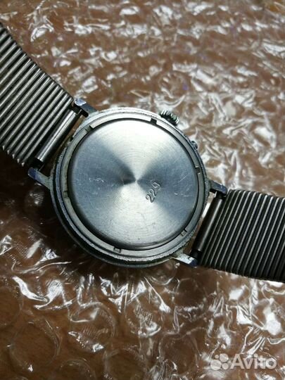 Механические часы из СССР Слава