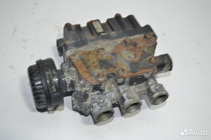 Главный кран уровня пола MAN TGA 18.440 (01.00)