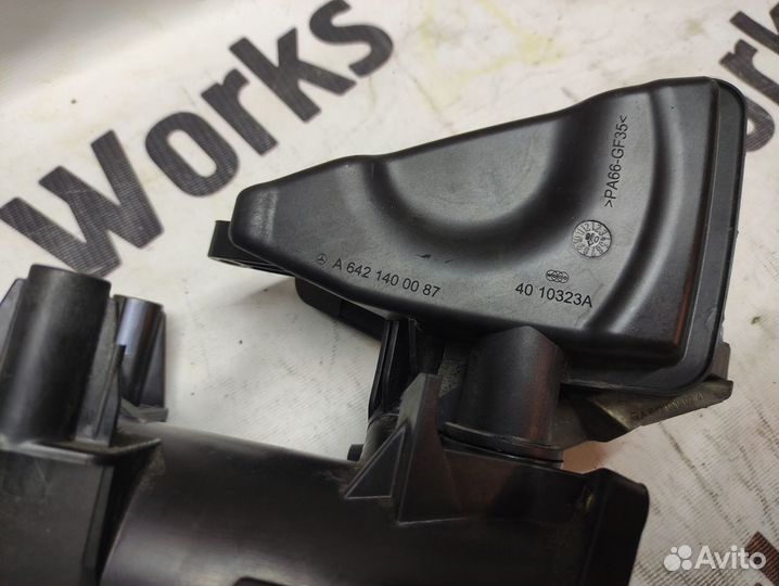 Сапун маслоотделитель c патрубком Мерседес OM642