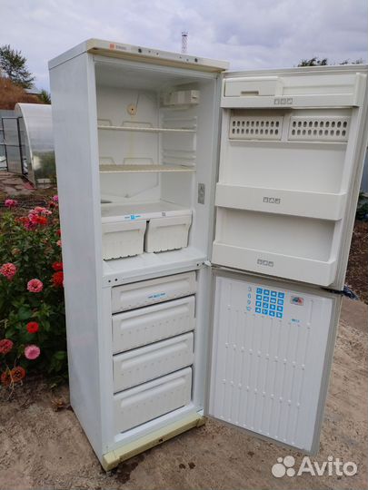 Холодильник бу stinol