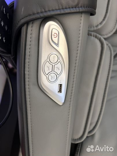 Массажное кресло casada alphasonic