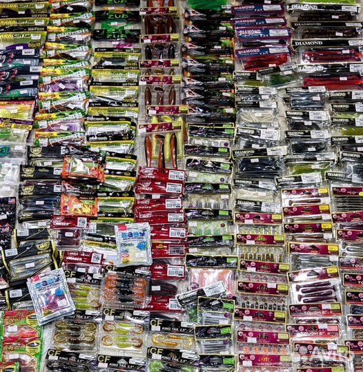 Силикон для рыбалки, много силикона