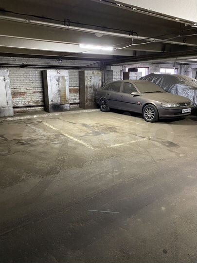 Машиноместо, 17 м²