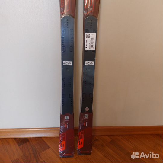 Горные лыжи atomic redster S9 FIS 124 + Colt 7