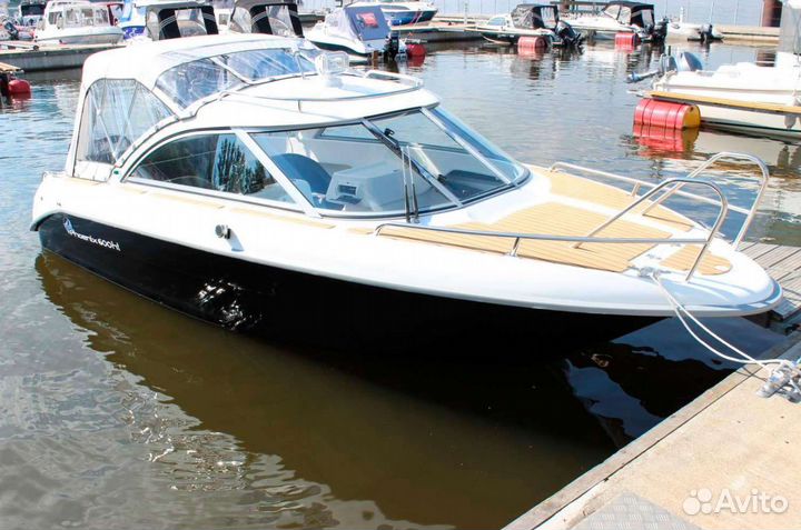 Катер “Phoenix 600HT”