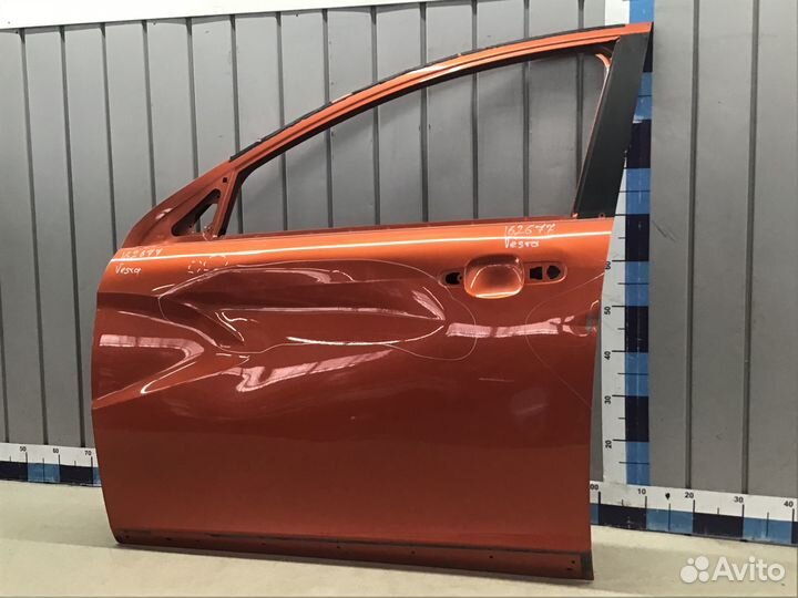 Дверь передняя левая VAZ LADA Vesta 2015