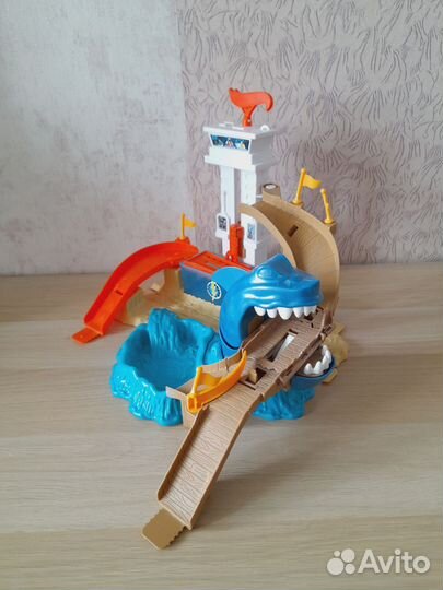 Игрушки HotWheels