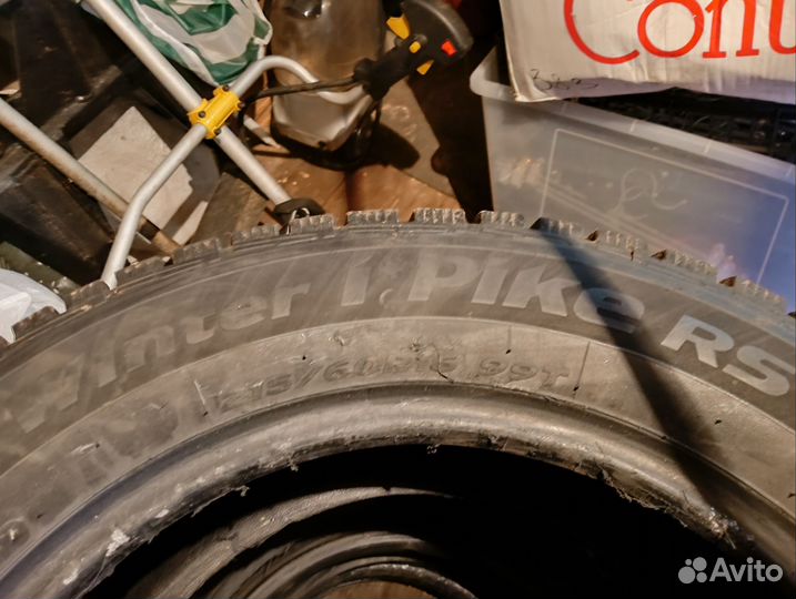 Hankook Winter I'Pike 215/60 R16 99