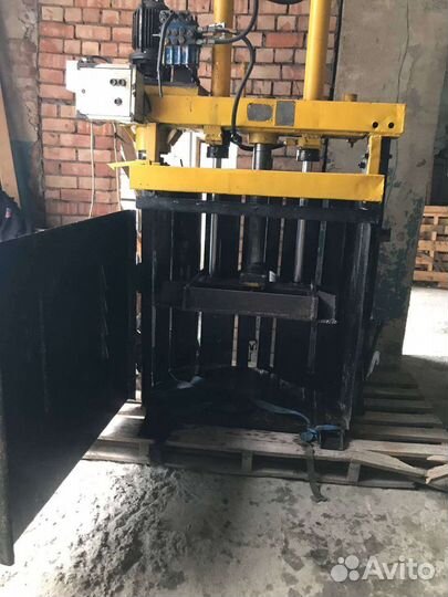 Вертикальный пресс