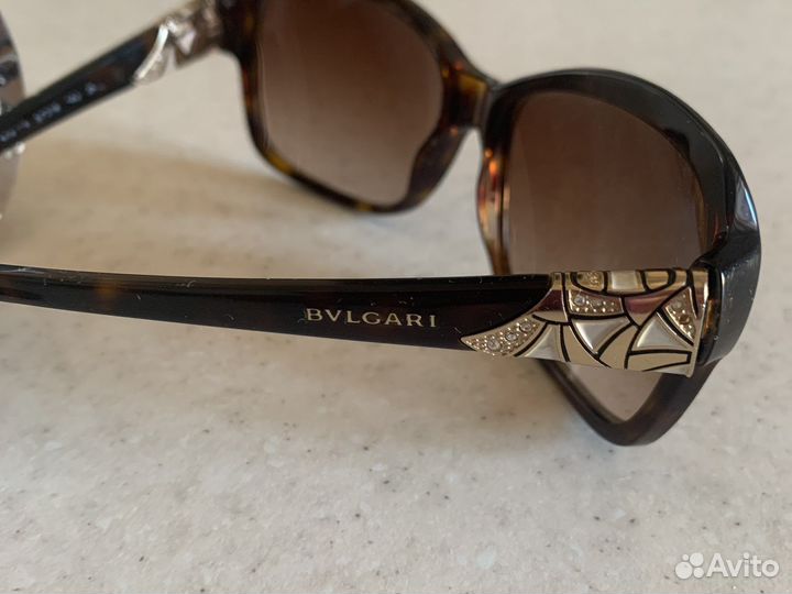Солнцезащитные очки bvlgari