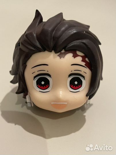 Фигурка танжиро из крд. Открепляется от подставки