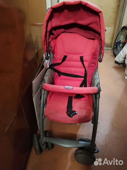 Прогулочная коляска chicco