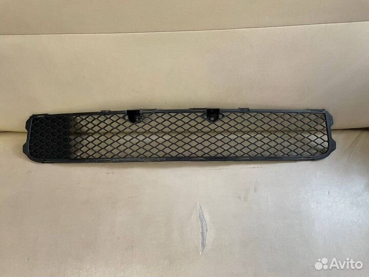 Решетка бампера Mitsubishi Lancer X 07-10