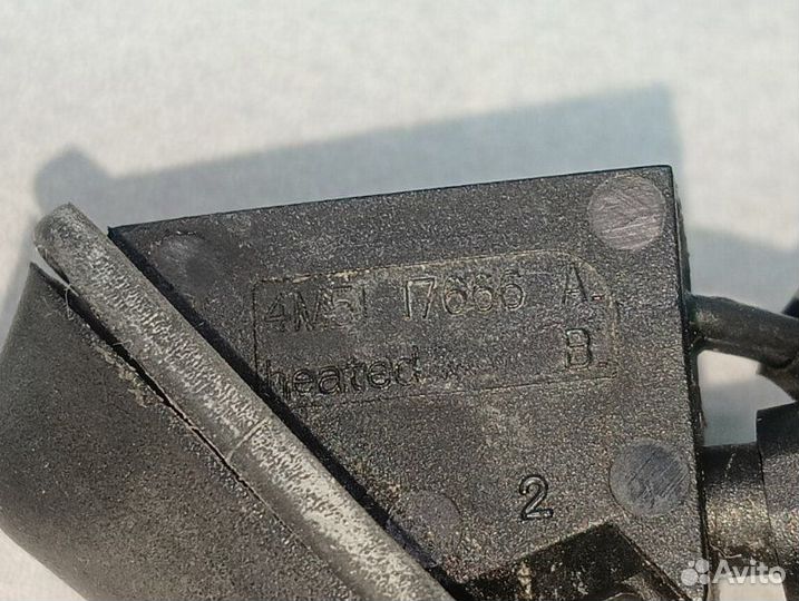 Форсунка стеклоомывателя Ford Focus хэтчбек 5дв