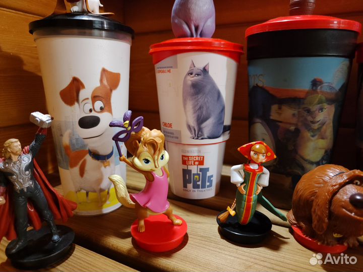 Стаканы из кинотеатра