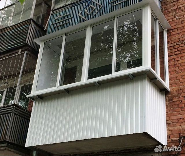 Остекление пластиковое с расширением