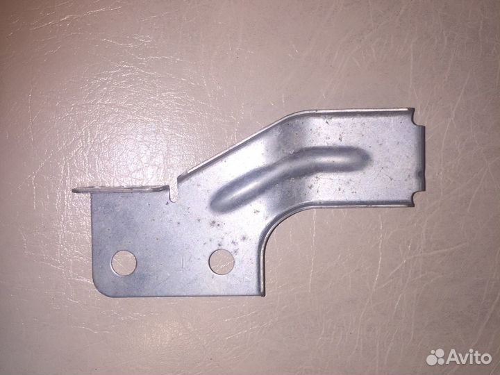 Кронштейн крепления радиатора Chevrolet Cobalt