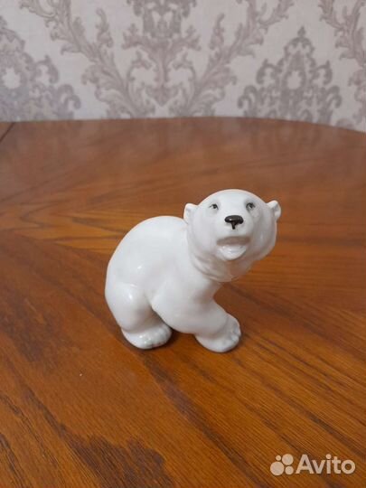 Фарфоровые статуэтки