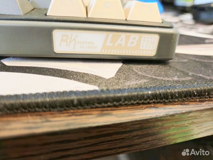 Игровая клавиатура Royal Kludge R75